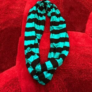 Striped Turquoise & Black Infinity Scarf | Y2K Vintage | Emo | Burner